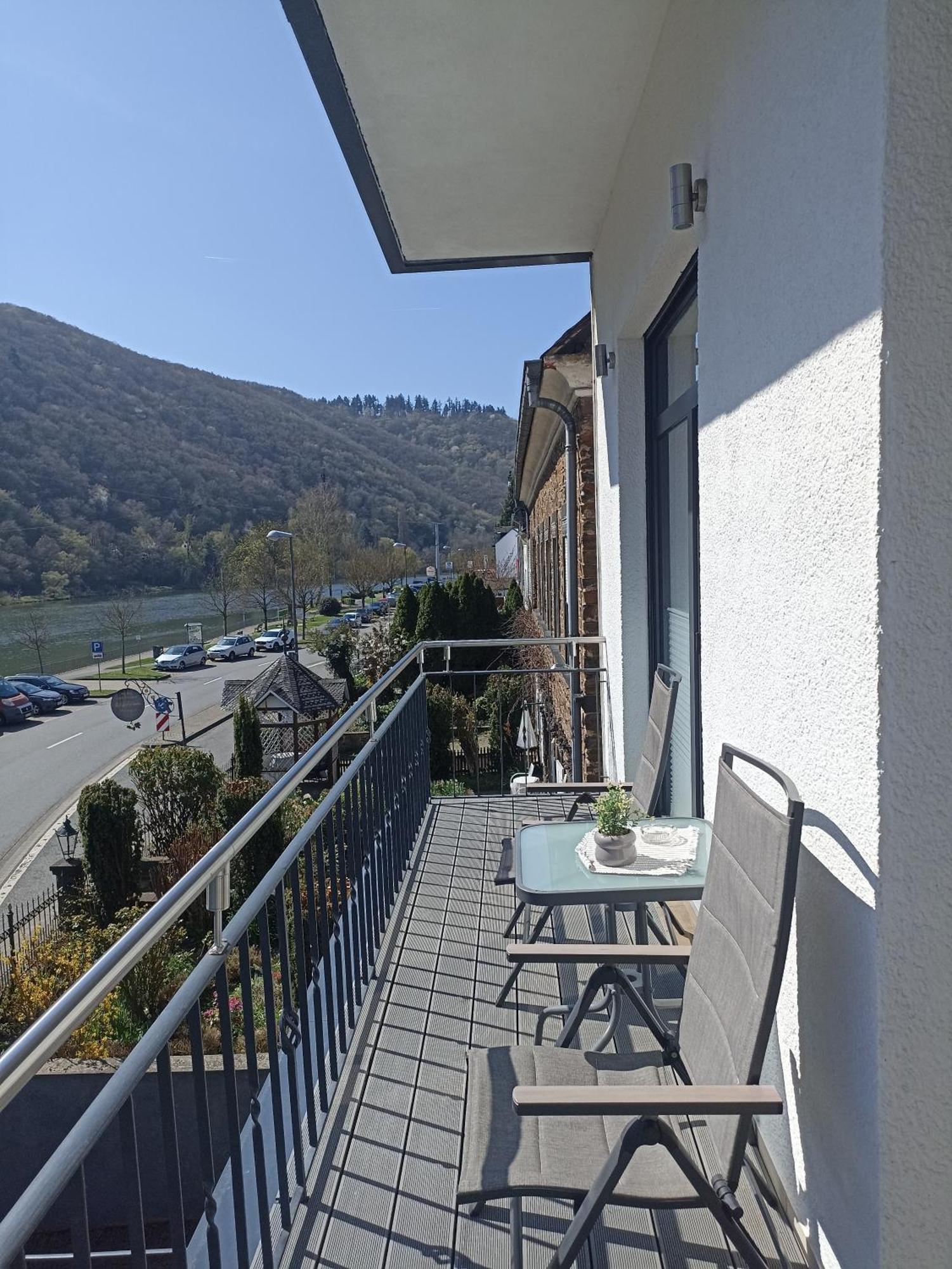 Haus Mosel Διαμέρισμα Klotten Εξωτερικό φωτογραφία